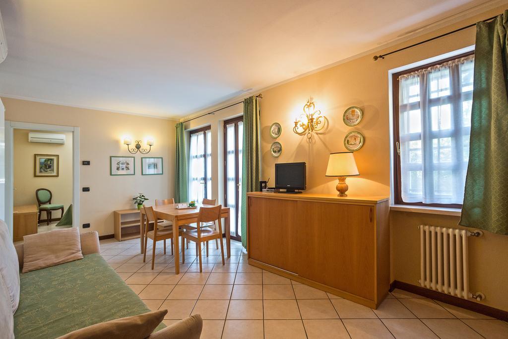 Residence Villa Mainard Verona Room photo